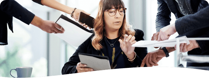 a departing employee leaving their work to new employee