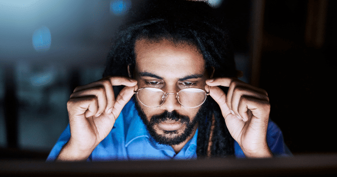 assess performance of employees in training program