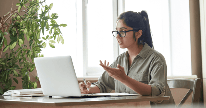 Manager offering job to a former employee